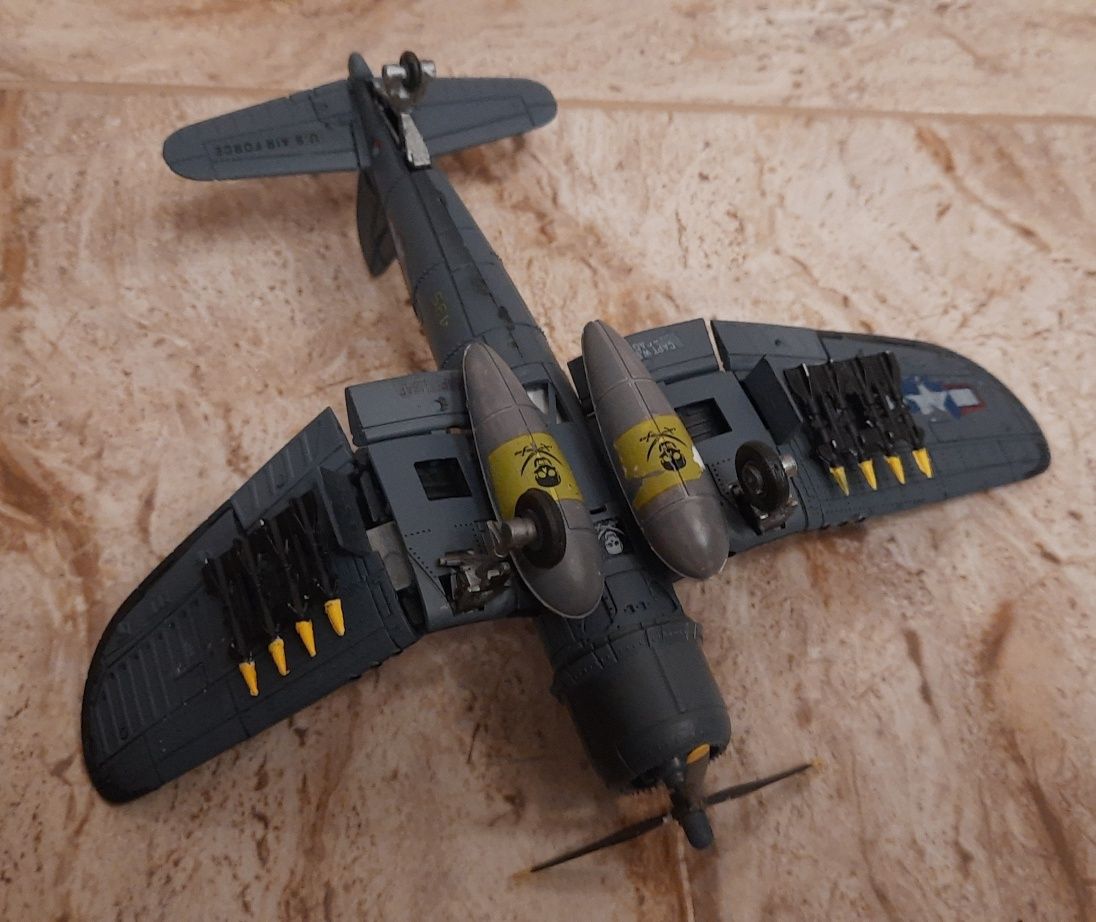 Model samolotu "Korsarz"
