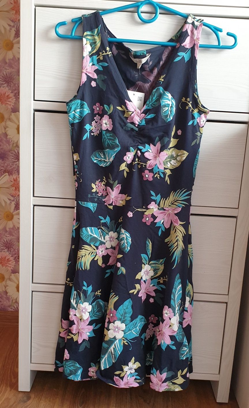 Letnia sukienka C&A S