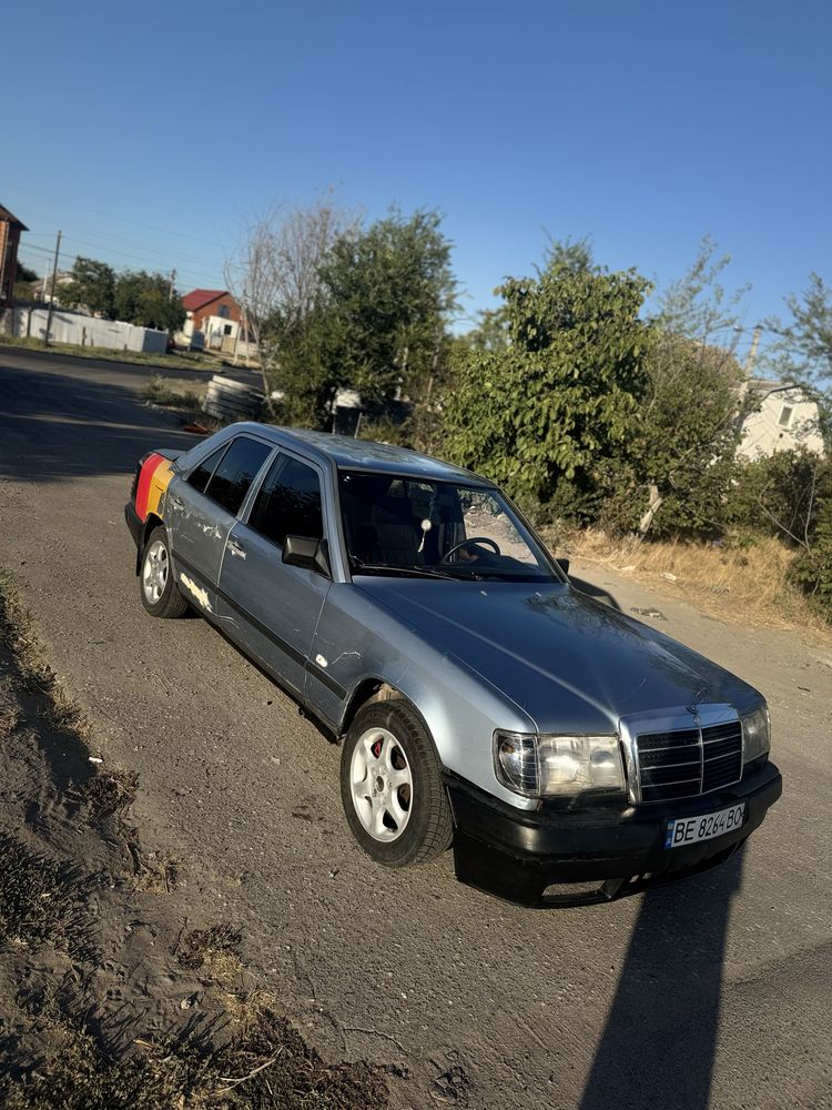 Продам mercedes 124