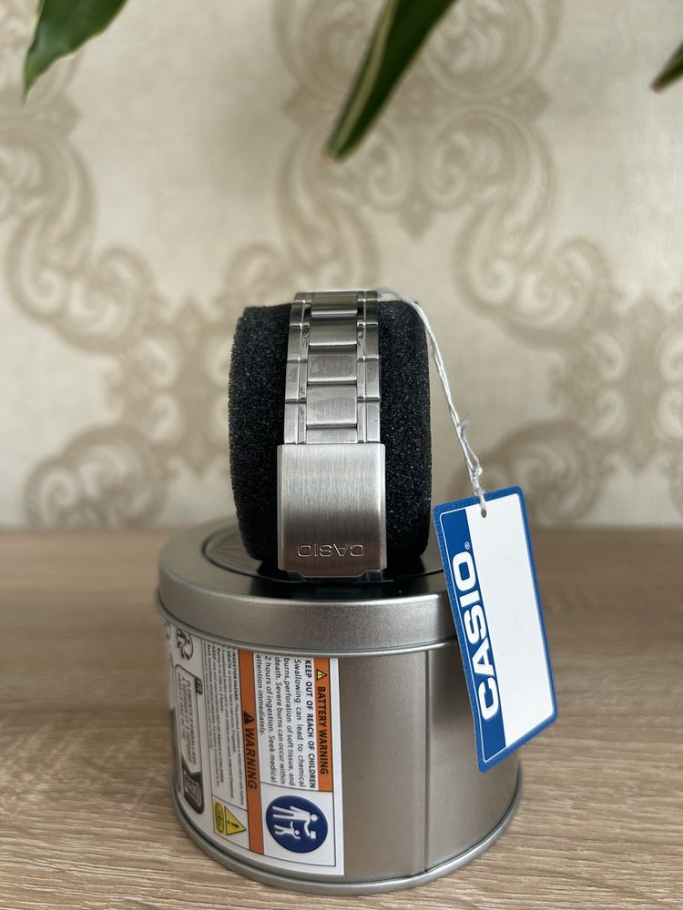 Оригінальний чоловічий годинник casio mtp-v002d-1b