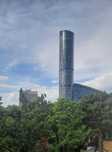 Krzyki Borek 2pok ,61m,balkon,garaż,piwnica SkyTower,bez mebli 688 tys