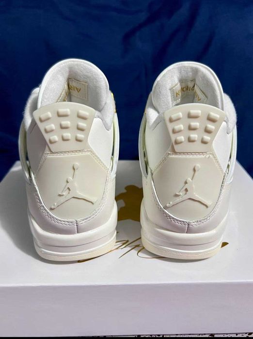 Buty Trampk Jordan 4 Retro Metallic Gold R.42