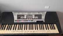 Keyboard yamaha + stojak oraz nuty i podkładka