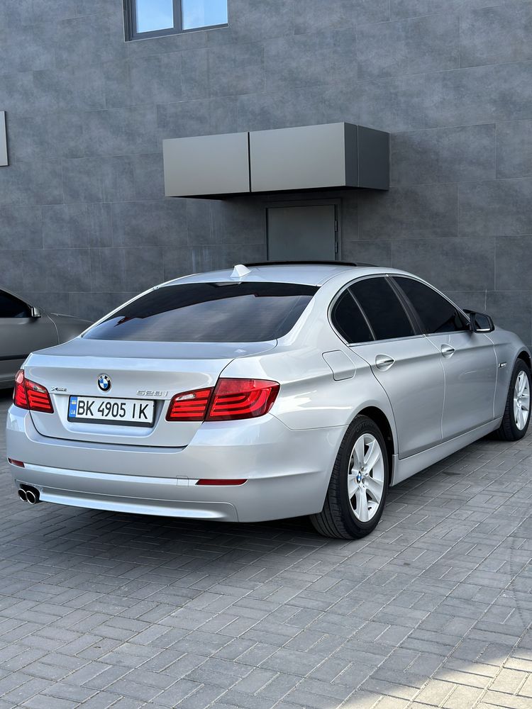 Bmw f10 528i xdrive 2013 рік