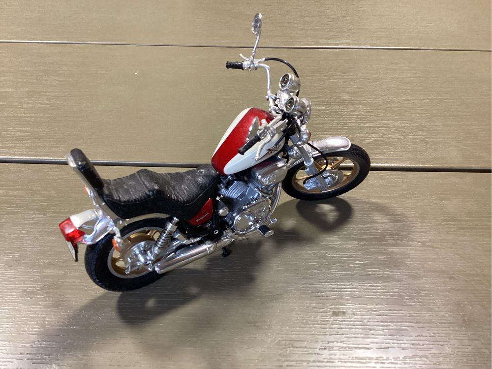 Мотоцикл Yamaha xv 1100, модель