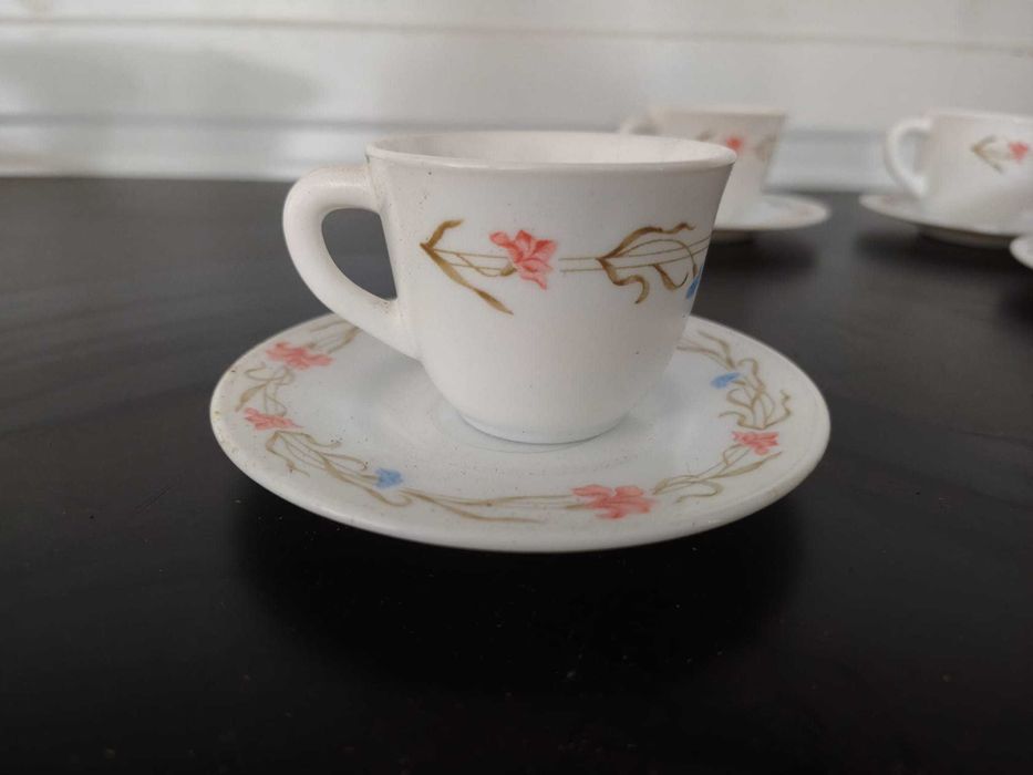 Conjunto de 6 chávenas de café com pires – Harmonia