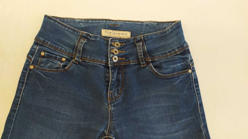 Spodnie jeans r 36/S