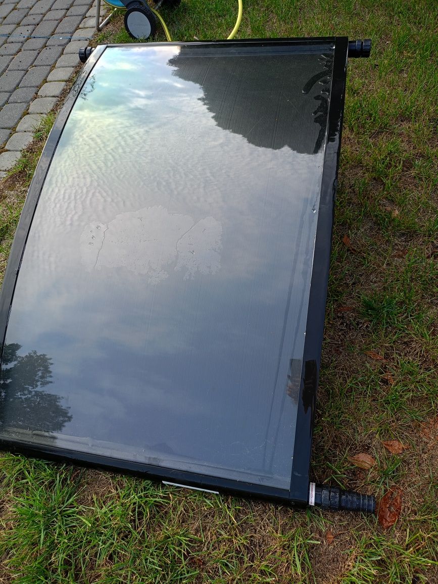 Panel solarny do podgrzewania wody w basenie