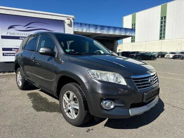 Toyota RAV-4 2012...