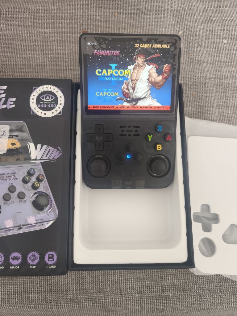 Consola tipo gameboy retro R36S nova 128gb