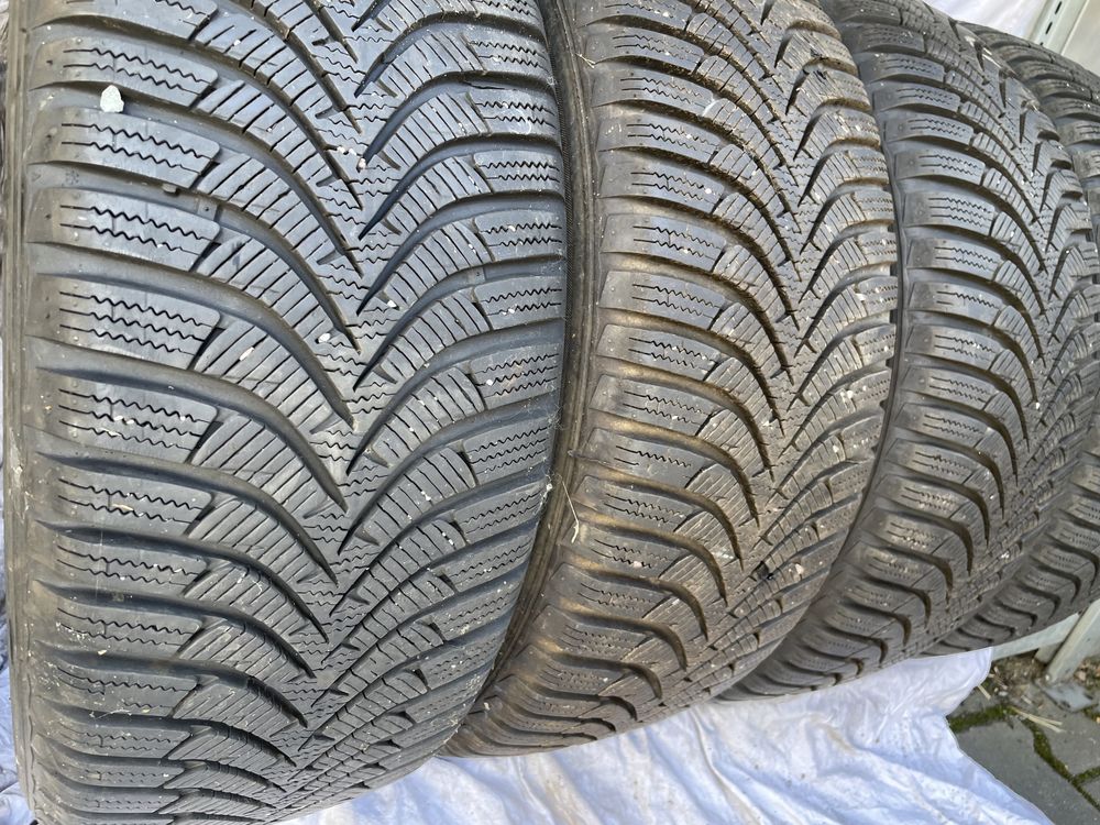 205/55R16 94H Hankook Winter i*cept RS2