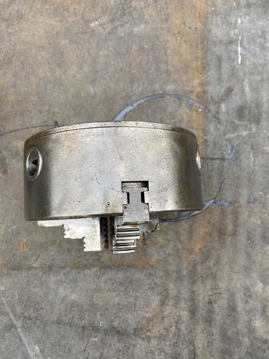 Продається 3-х кулачковий патрон для токарного станка м.Конотоп