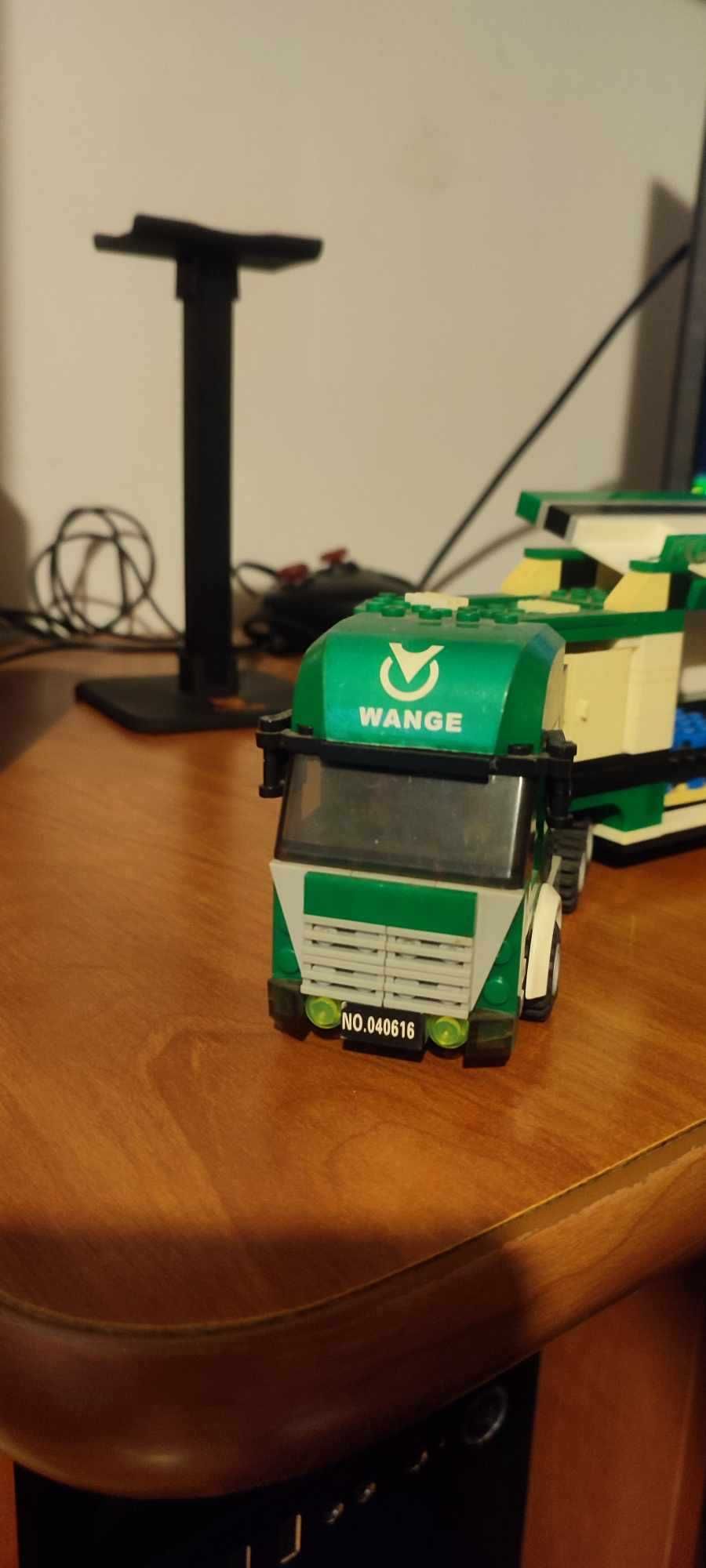 klocki tir i wózek widłowy dla dziecka