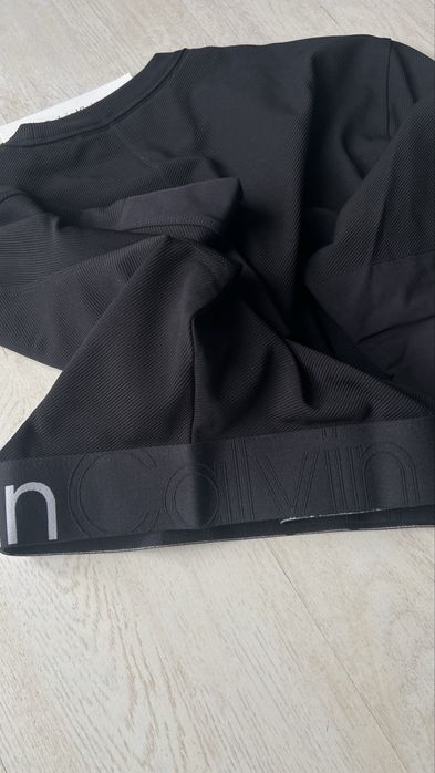 Світшот Calvin Klein S женский Лонгслів Кельвин Кляйн