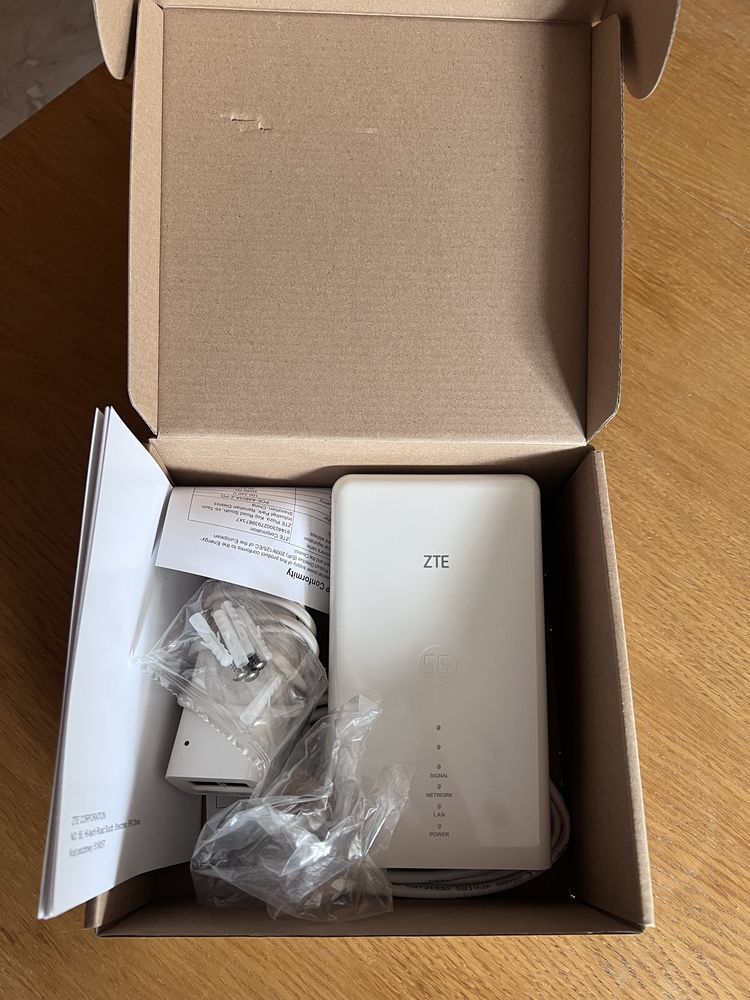 Modem router 5G ZTE MC889