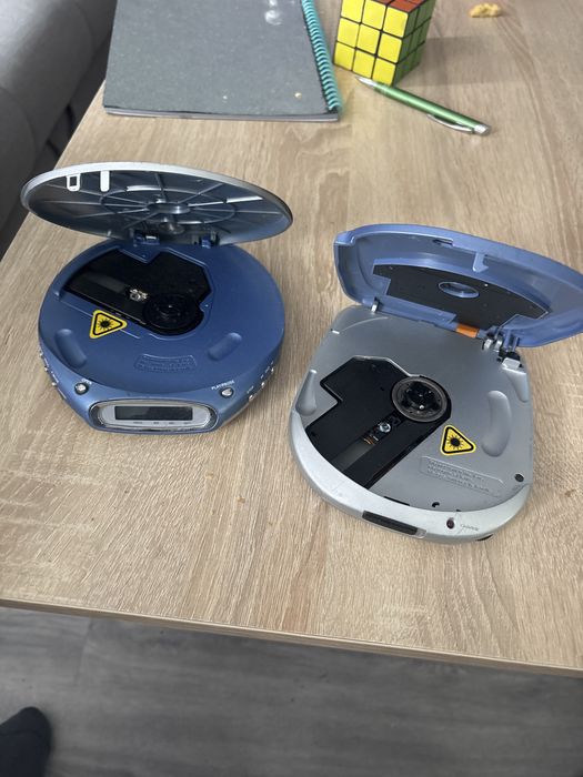 Discman otwarzacz cd 2 szt roadstar frist uszkodozne