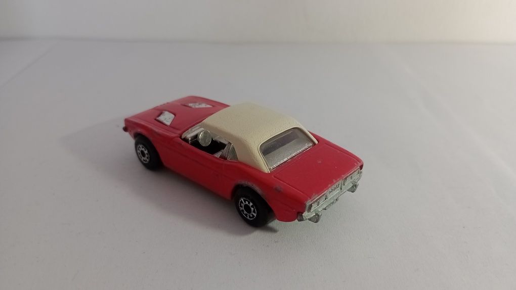 Matchbox Dodge Challenger 1975