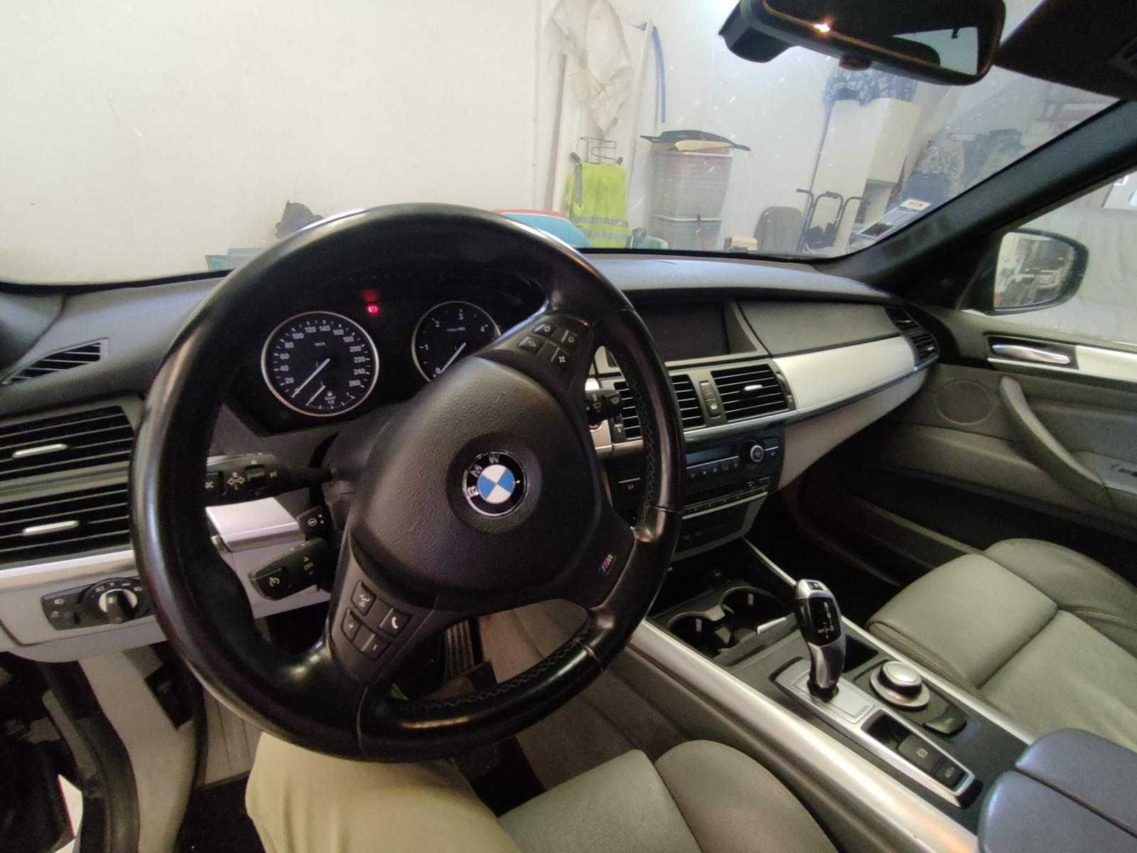 Venda BMW 5X 3000 cilindrada