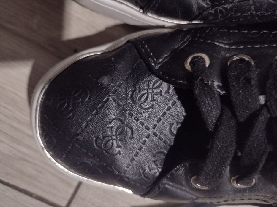 Buty Guess w bardzo dobrym stanie