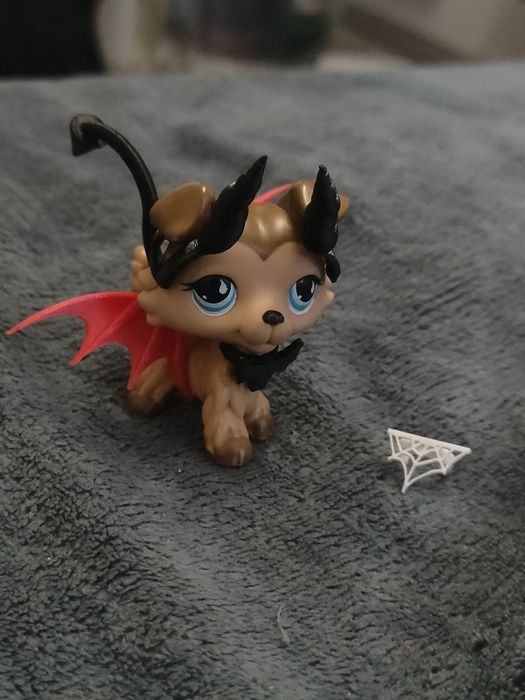 Zestaw akcesoriów halloweenowych dla collie lps