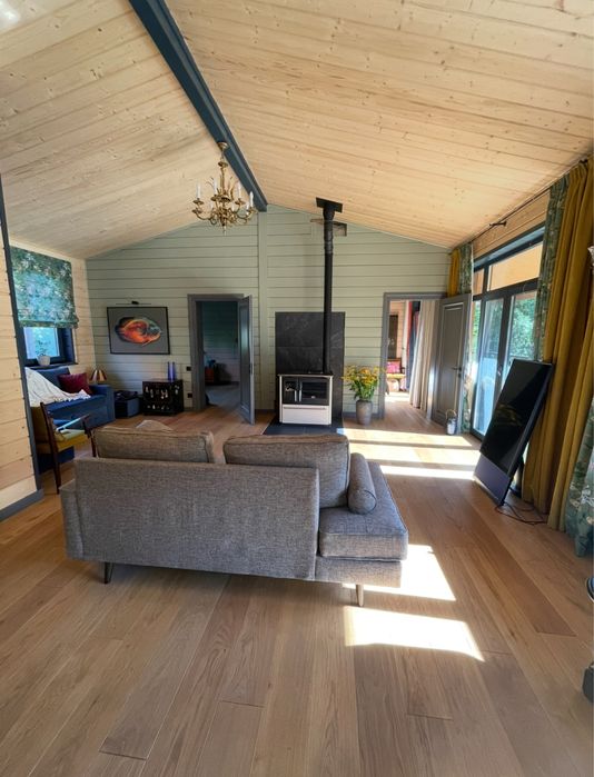 Подобова оренда будинку біля Києва, басейн, сауна, більярд, ліс