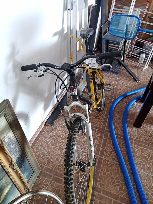 Bicicleta TT Com pouca utilização