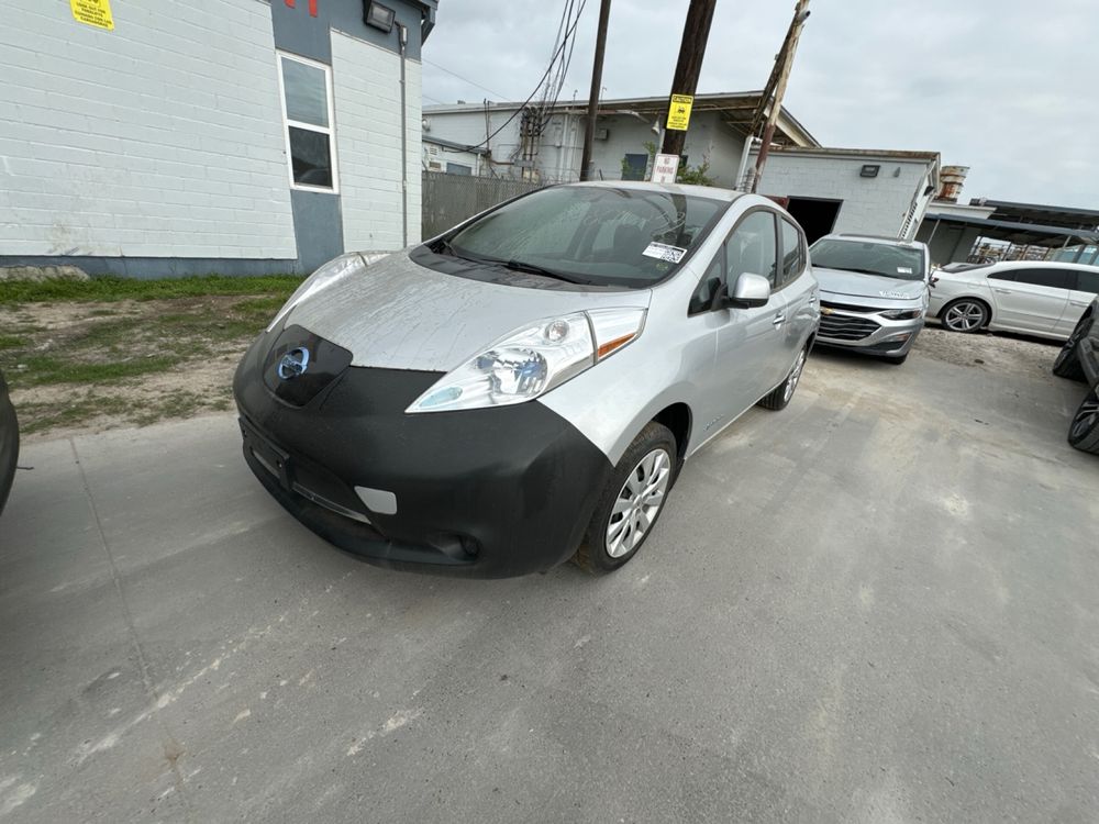 Nissan leaf 2013