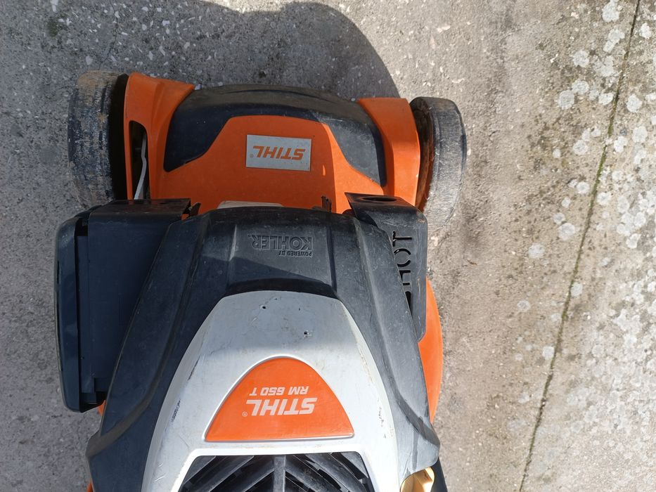 Máquina cortar Relva STIHL