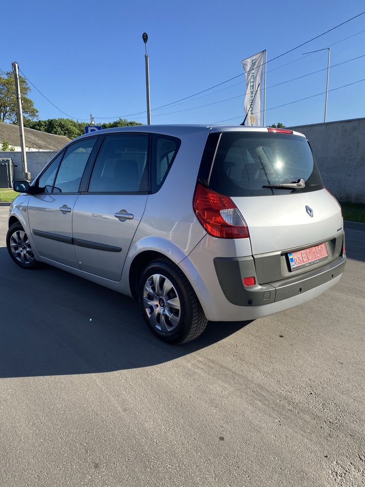 Renault Scenic 1.6