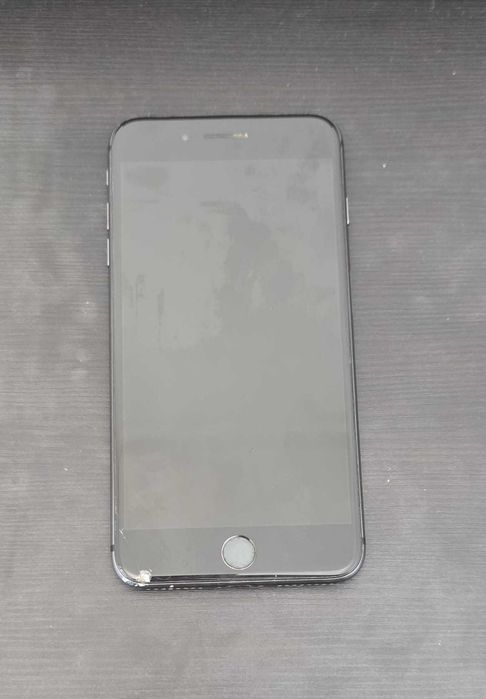 iPhone 8 Plus 64GB Preto