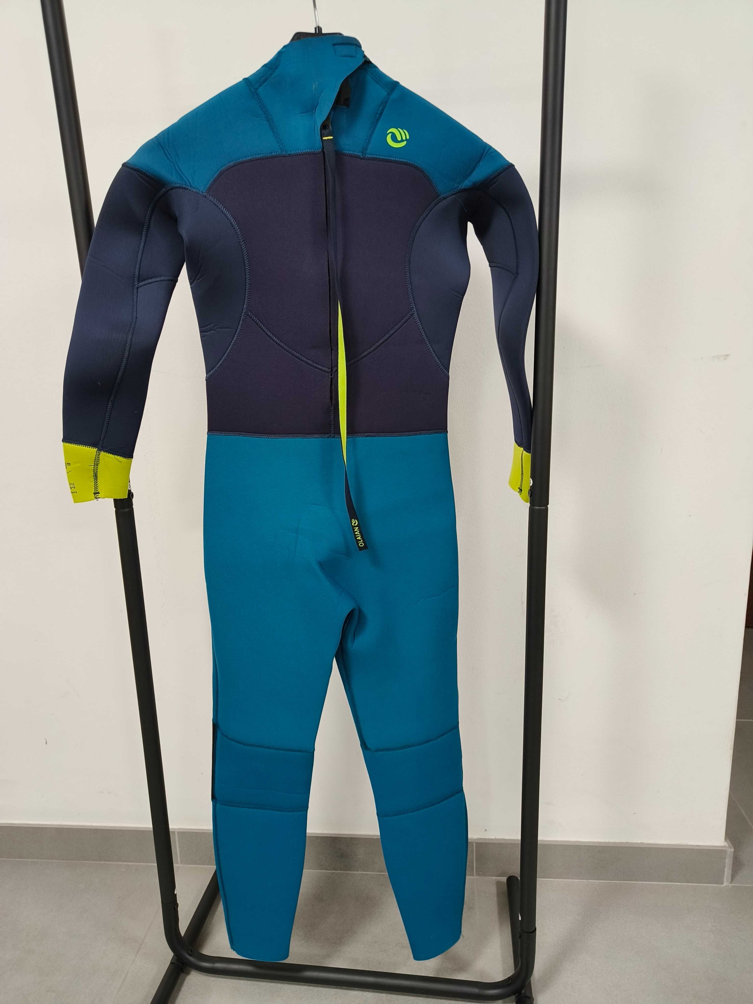 Fato surf 4/3 Decathlon 14 anos