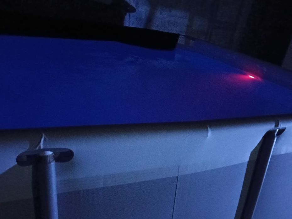 Piscina Bestway com pouco uso