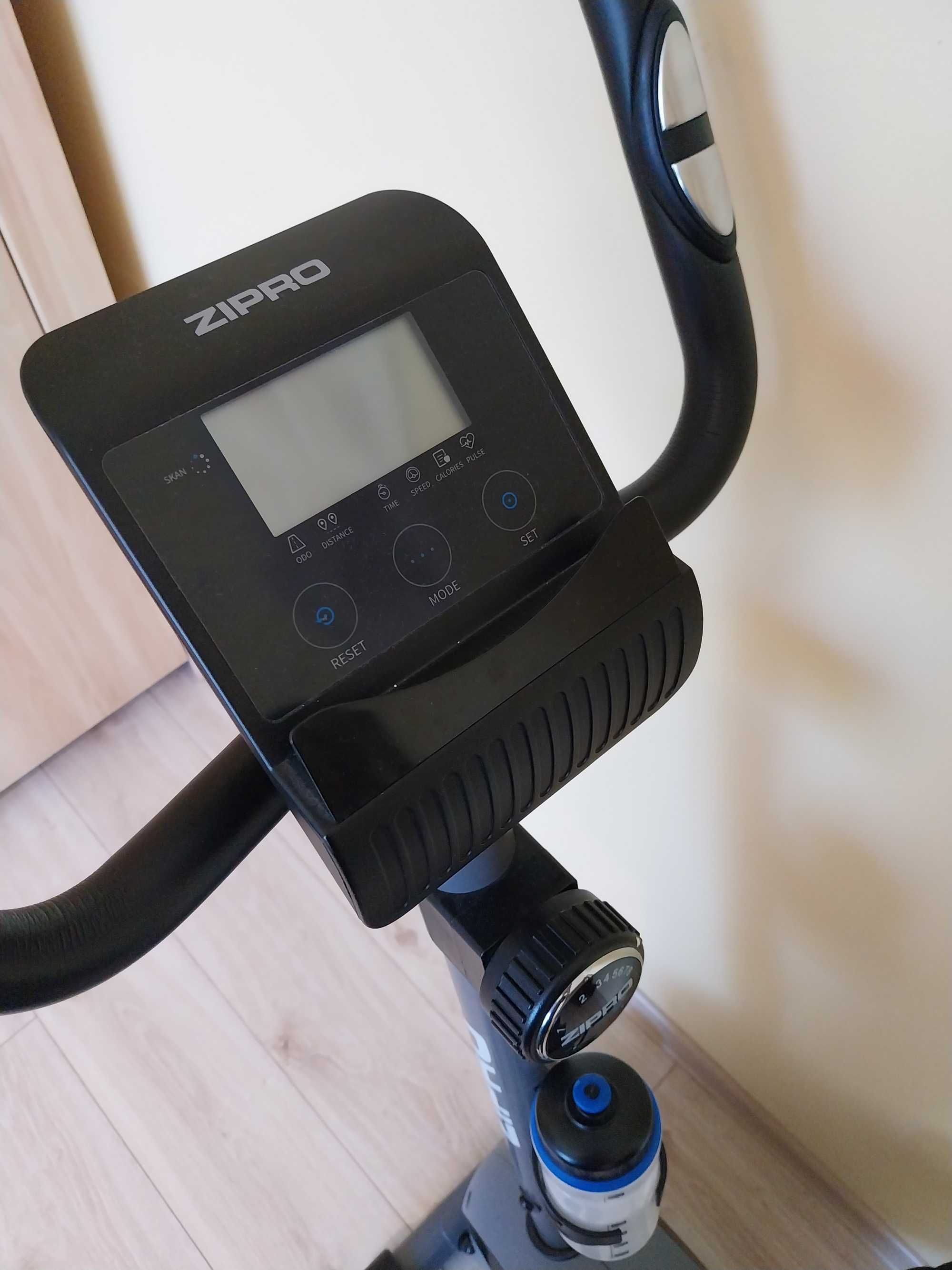 Rower stacjonarny zipro beat