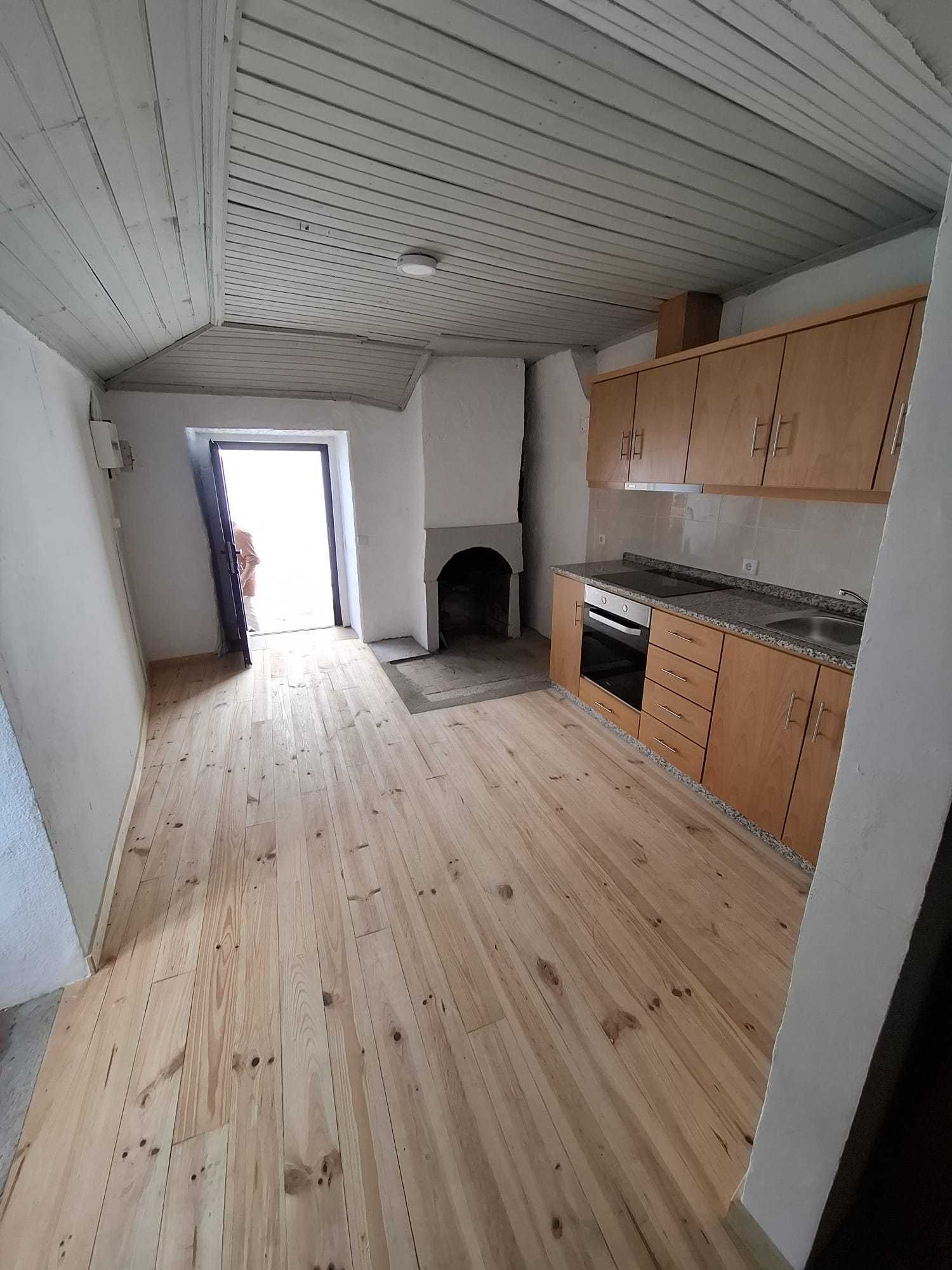Alogo casa em Povoa Penela Penedono