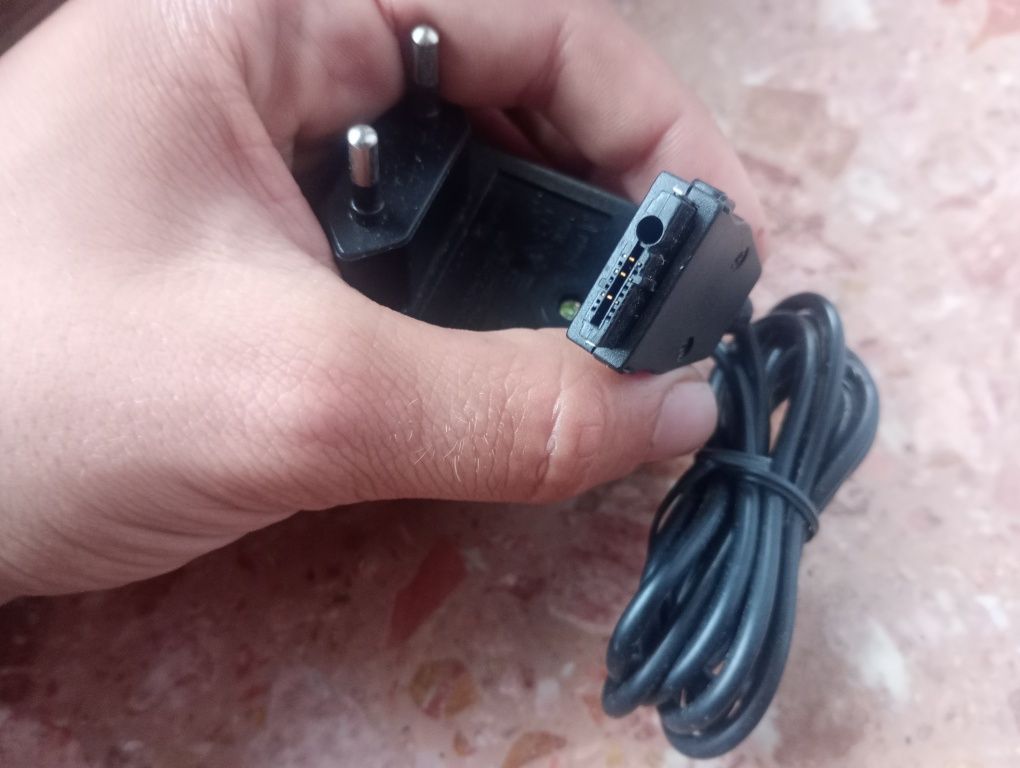 Baterie, kable USB, etui do telefonów klawiszowych Nokia Alcatel Sony
