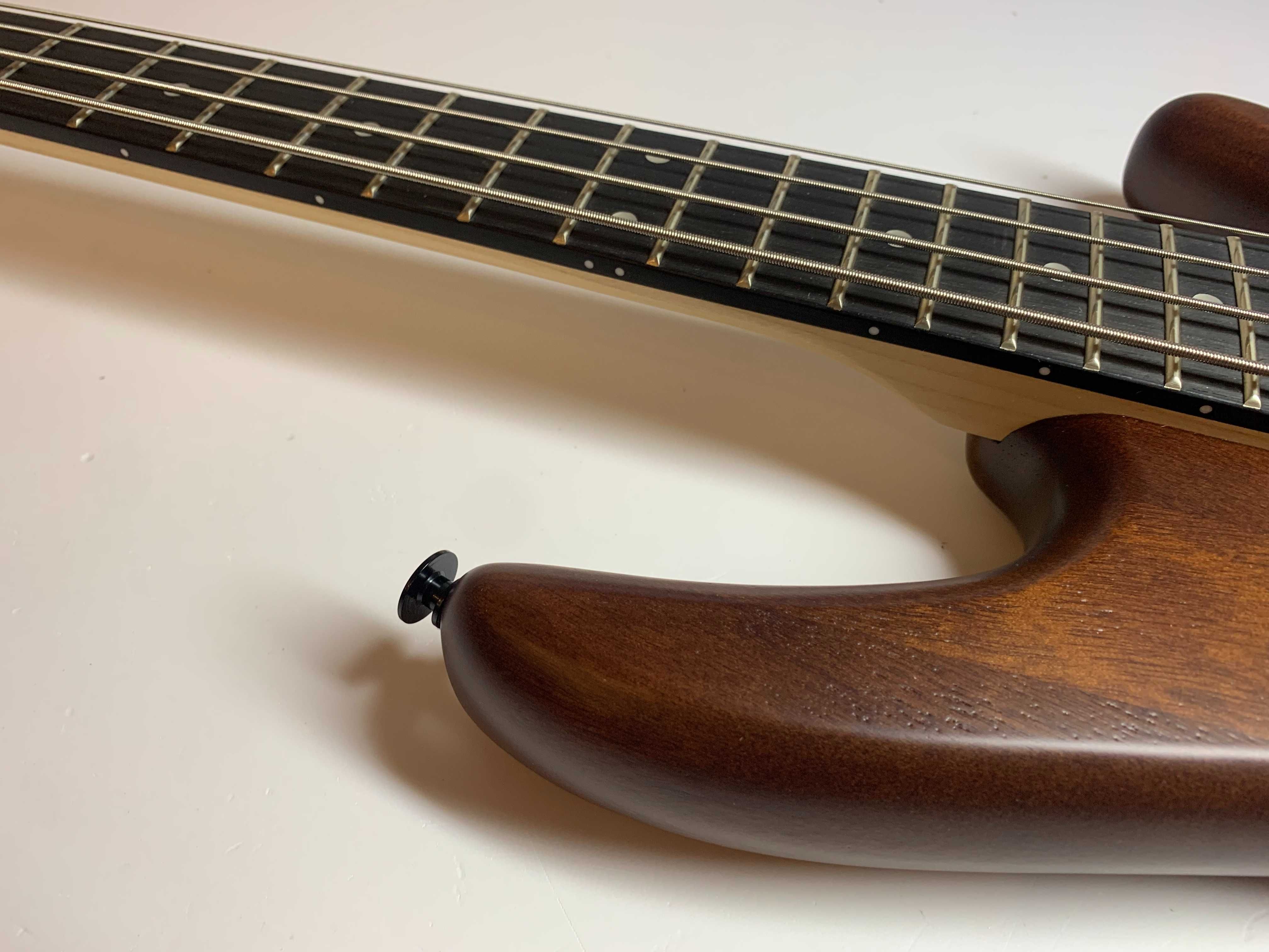 Ibanez elektryczna gitara basowa GSRM20B-WNF orzechowe wykończenie 3/4