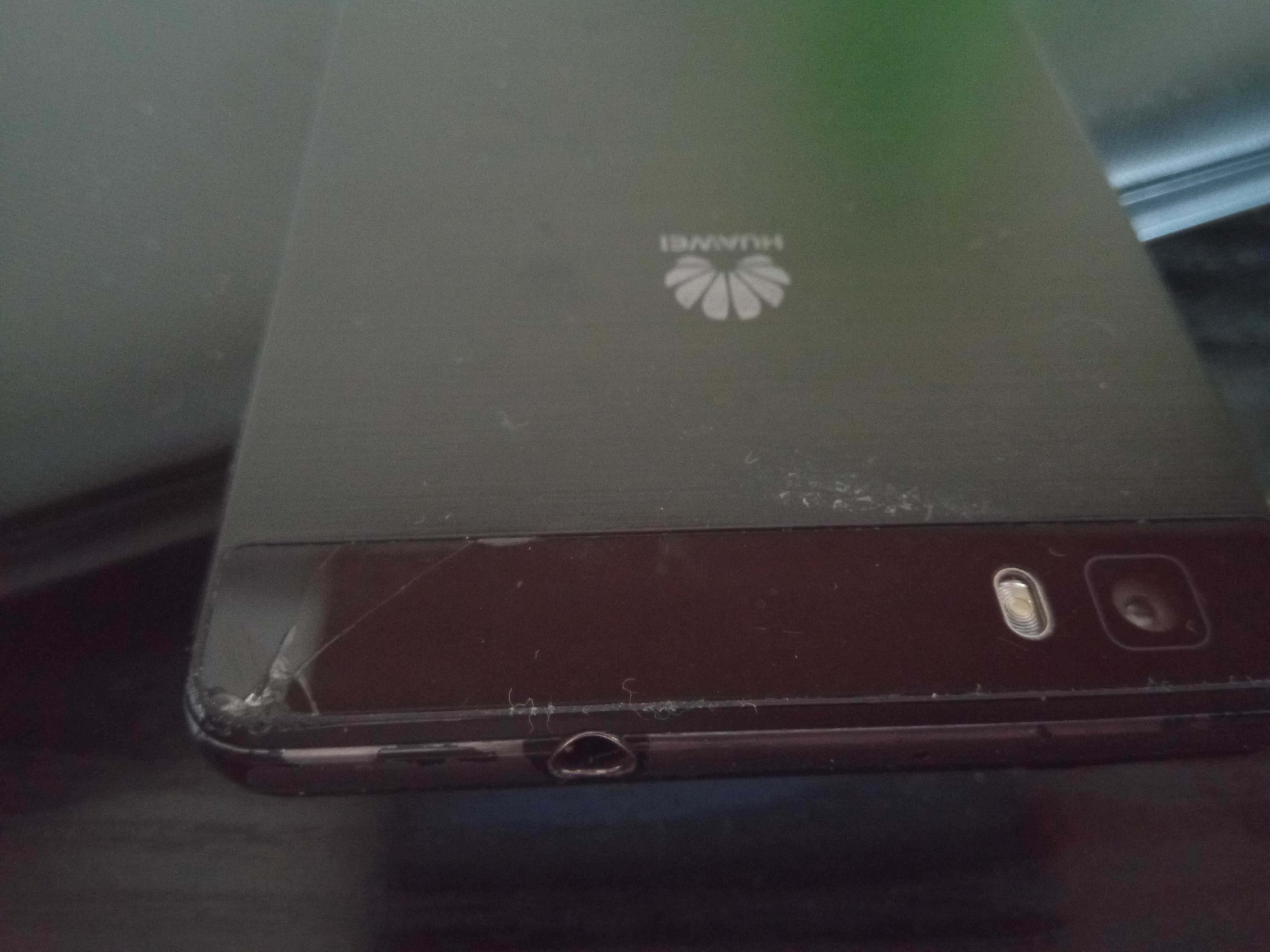 Huawei P8 lite czarny.