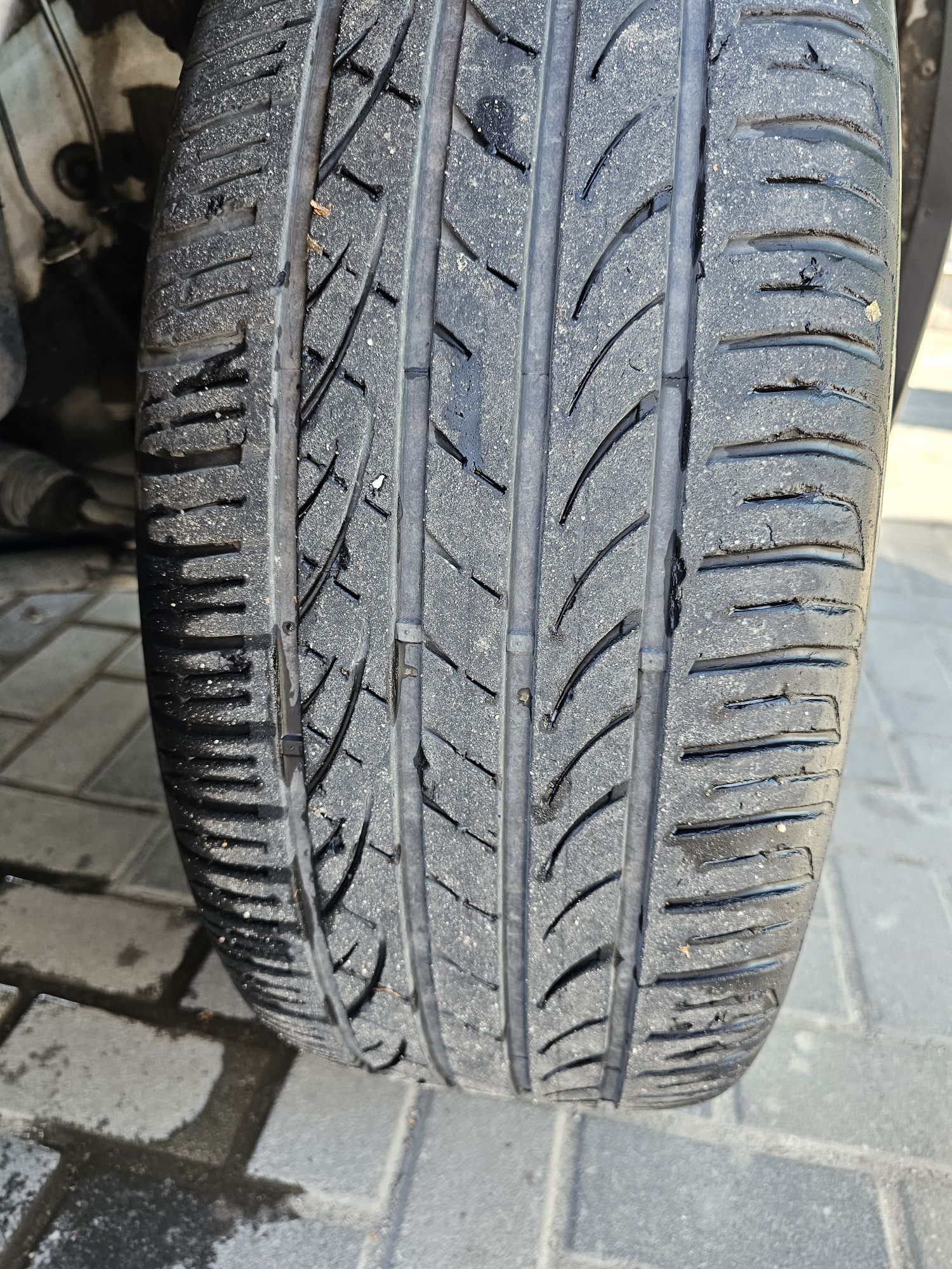 Шини 4шт. HANKOOK 255 / 40 R20 101Н