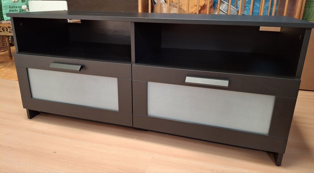 Armário Ikea  de T.V