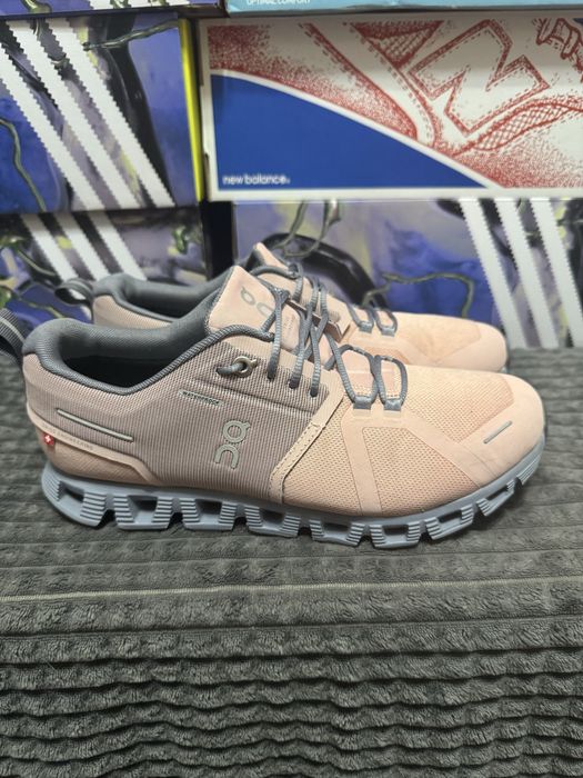 Кросівки для бігу Cloud 5 Waterproof 40(25,5см) оригінал