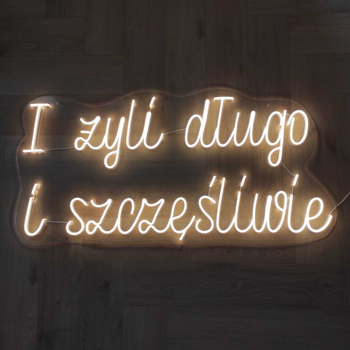 Wynajem napisów LED - dostawa i montaż GRATIS