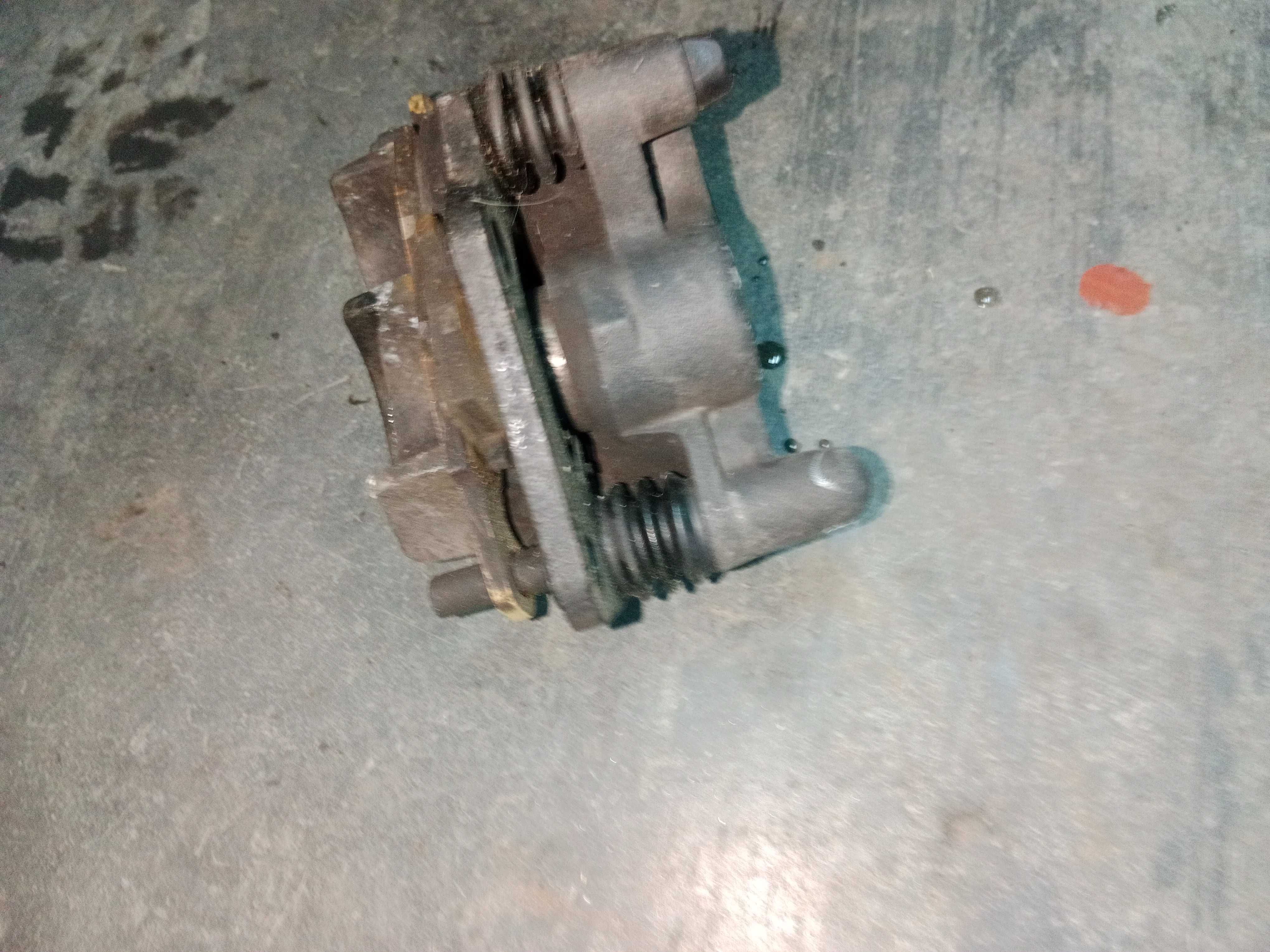 kawasaki er6 er 6 zacisk hamulcowy prawy przód przedni hamulca