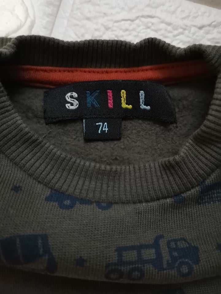 9 zł  bluza sweter bluzka- maszyny budowlane roz. 74