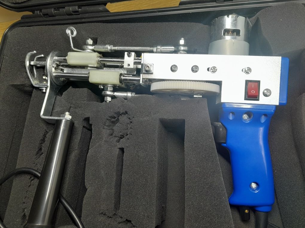 Pistolet do dywanów tuftowania 1400g ryunq 66w