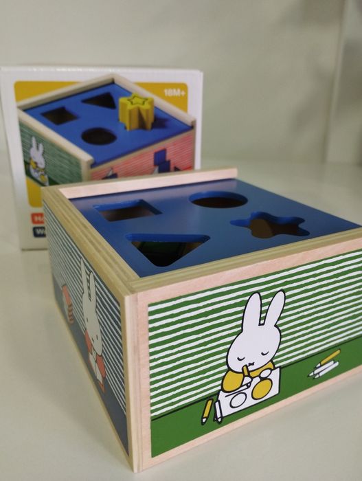 Jogo de encaixe miffy