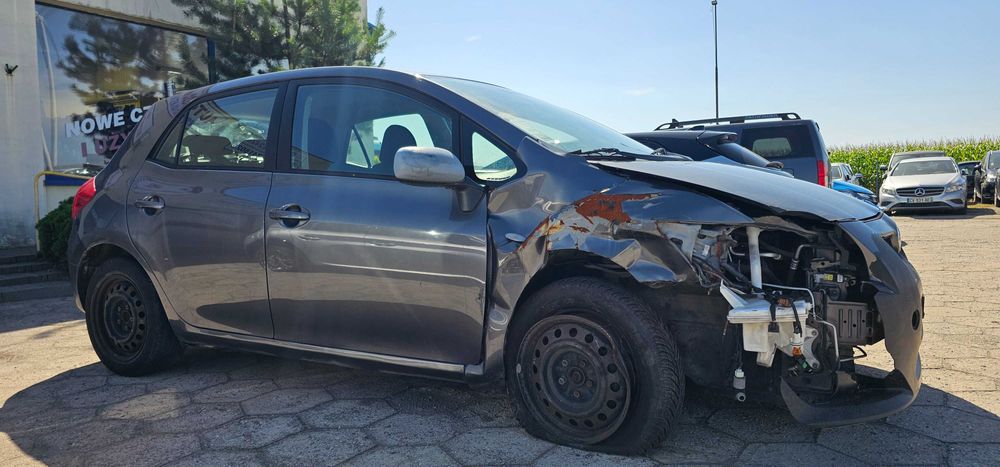 Toyota Auris 1.4 D4D 90 Km Automat Klima