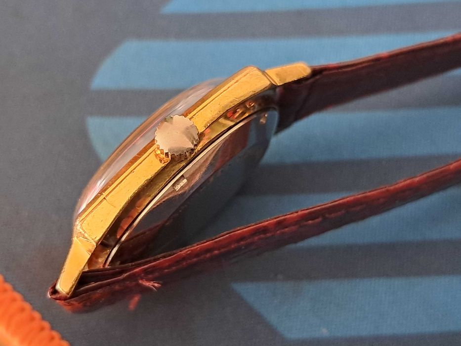 latino automático calibre-eta