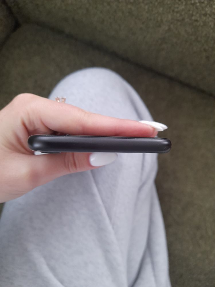 Iphone se 2020 64 всі сім приймає