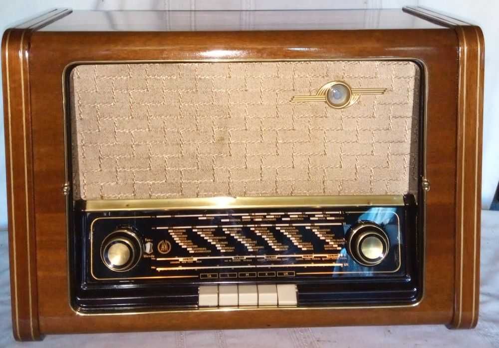 Radio antigo Metz 304W