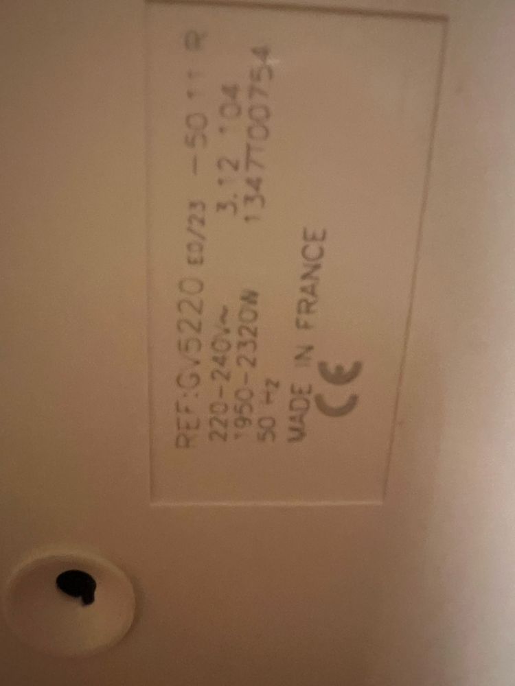 Праска Tefal GV5220 парова система